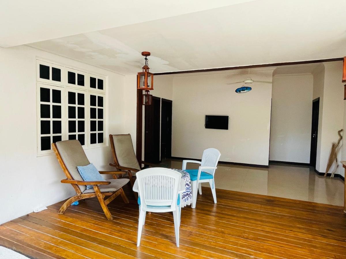 萨勒斯度岛 Orimas Retreat酒店 外观 照片